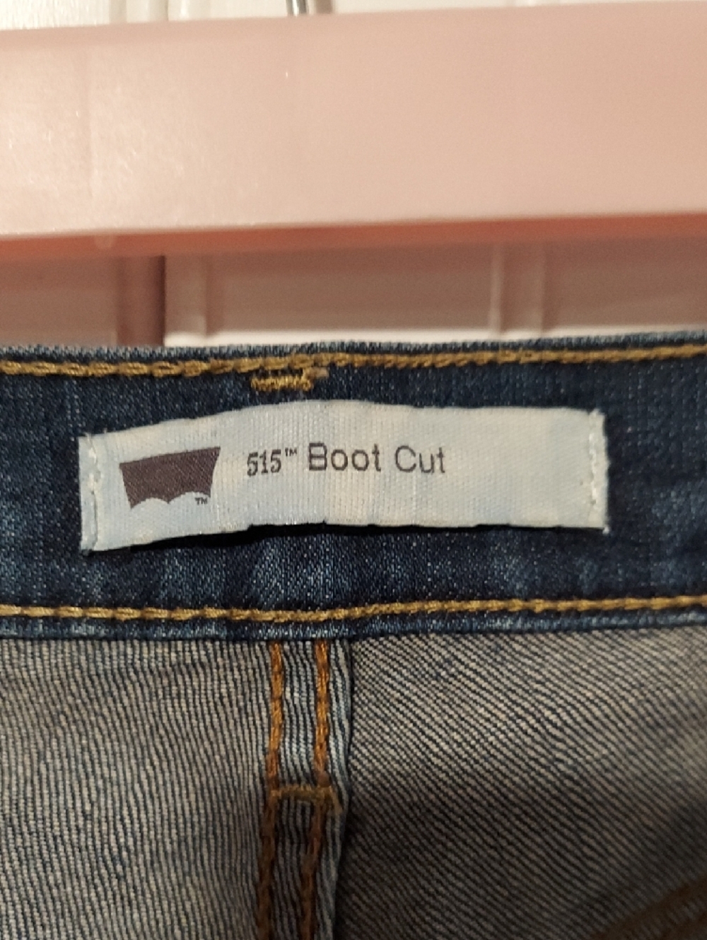 Levi 515 Boot Cut - Picture 5 of 14